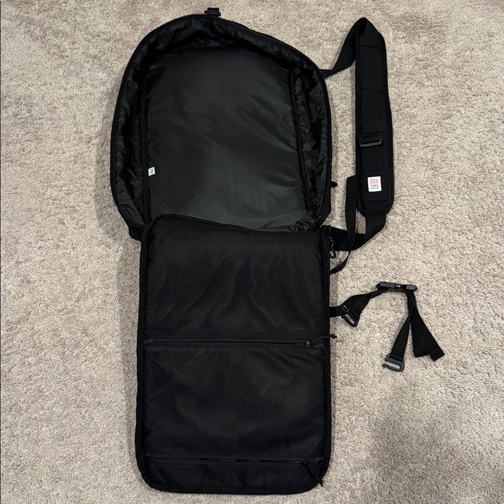 Topo Designs 30L Travel Bag - Picture 5 of 6